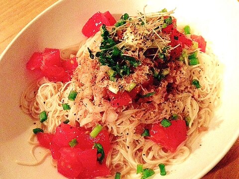 ［夏のぱぱっとレシピ］トマツナそうめん